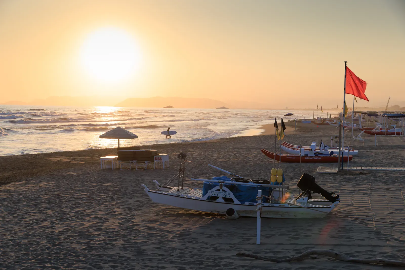 Forte dei Marmi coastline